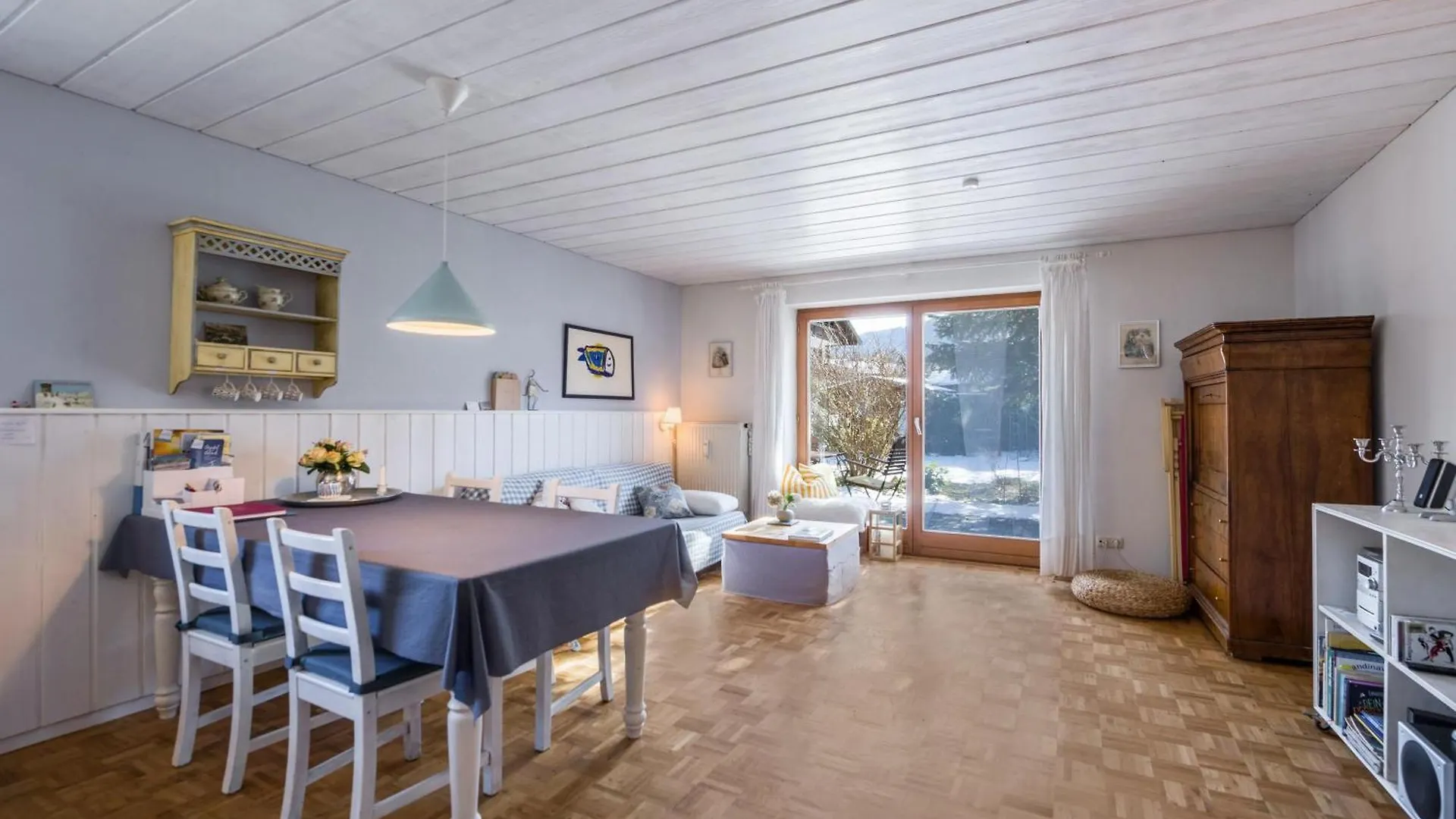 Ferienwohnung Chiemgau Idyll Bergen  Apartment